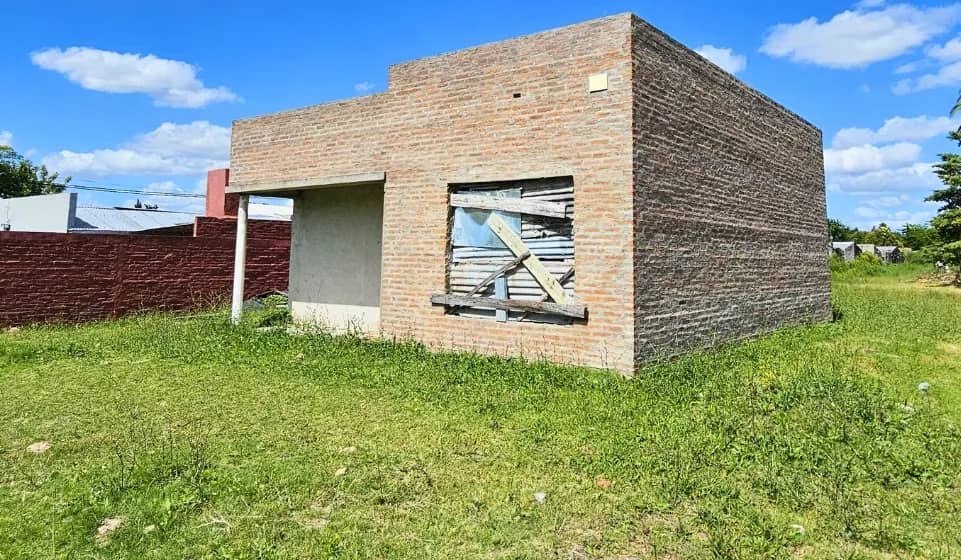 Casa de 2 dormitorios con terreno de 700 m²