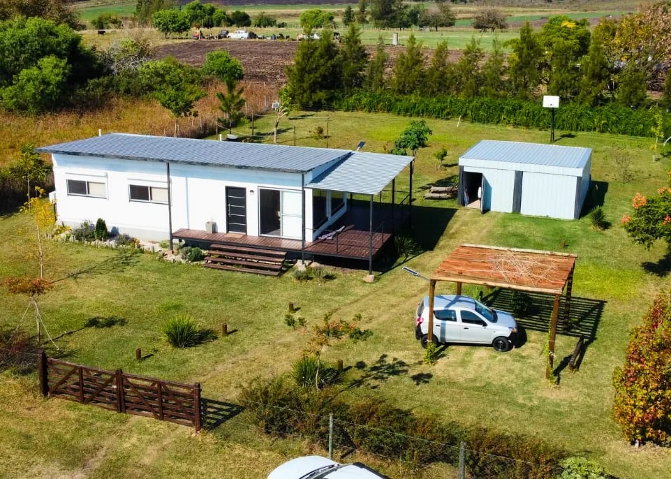 Casa de 2 dormitorios con terreno de 1.850 m² — foto 1