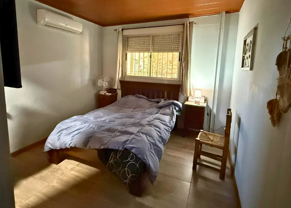 Casa amplia de 4 dormitorios con gran terreno en Bulevar Artigas — foto 8