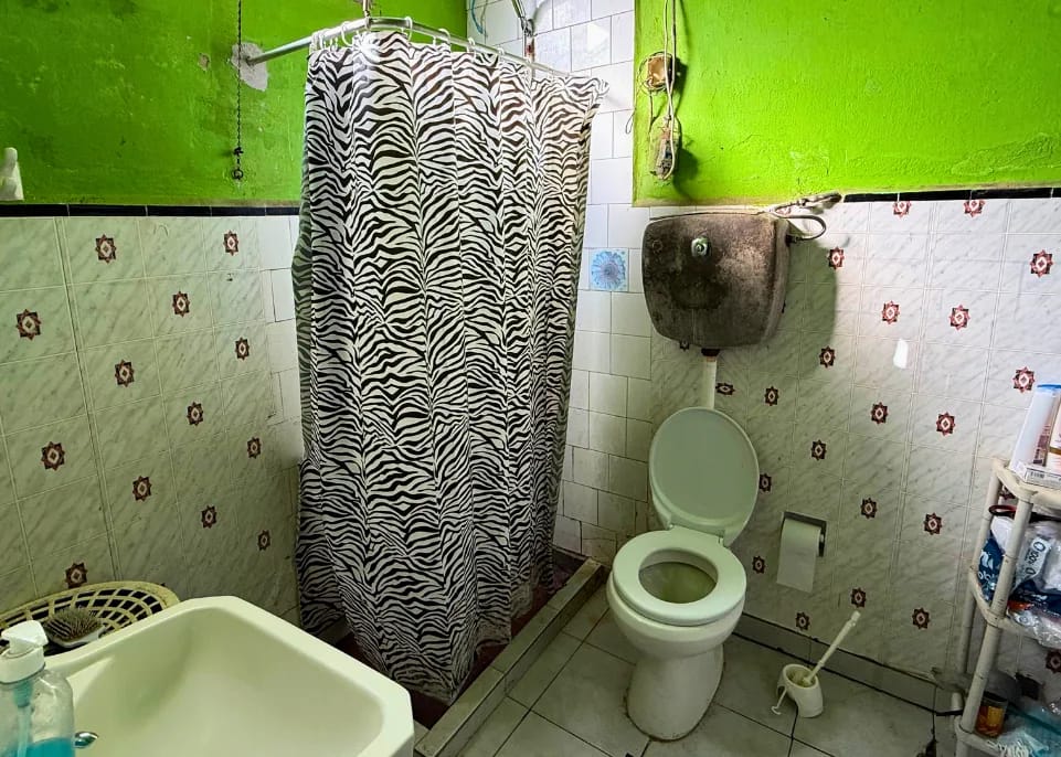 Casa para remodelar en terreno de 1.089 m², ideal para construir — foto 4