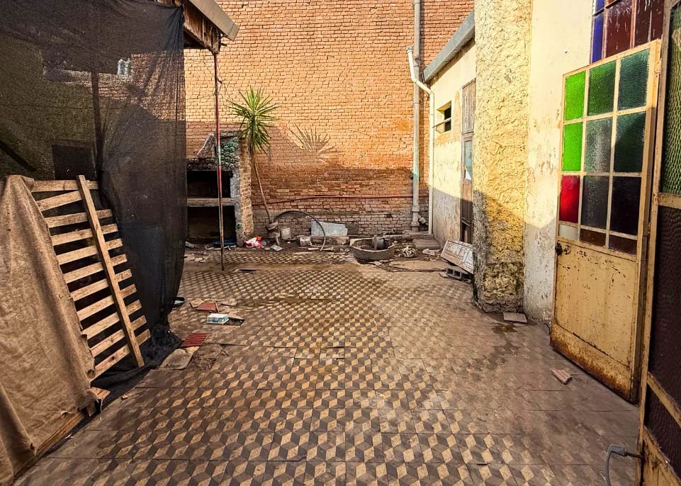 Casa para remodelar en terreno de 1.089 m², ideal para construir — foto 5